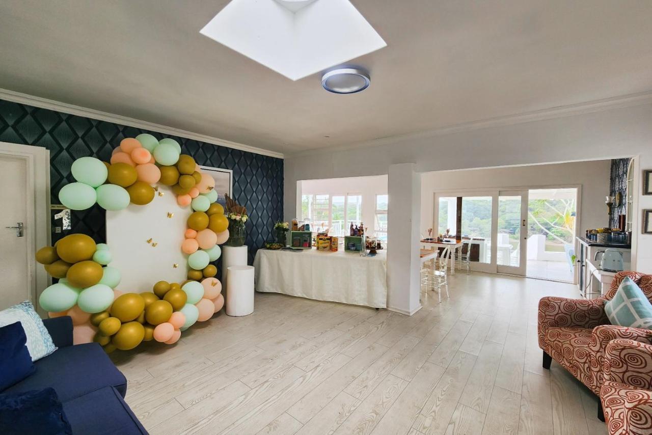 Blue'S Guest House - East London Bonza Bay מראה חיצוני תמונה