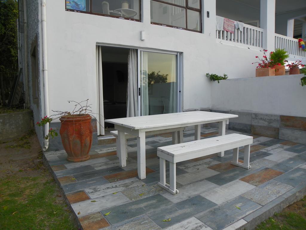 Blue'S Guest House - East London Bonza Bay מראה חיצוני תמונה