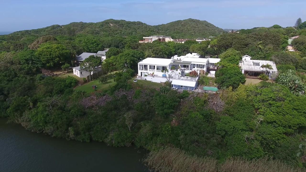 Blue'S Guest House - East London Bonza Bay מראה חיצוני תמונה