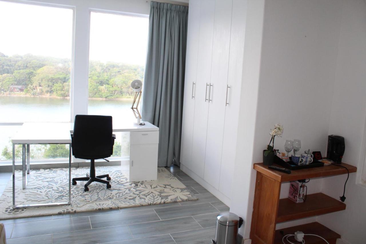 Blue'S Guest House - East London Bonza Bay מראה חיצוני תמונה