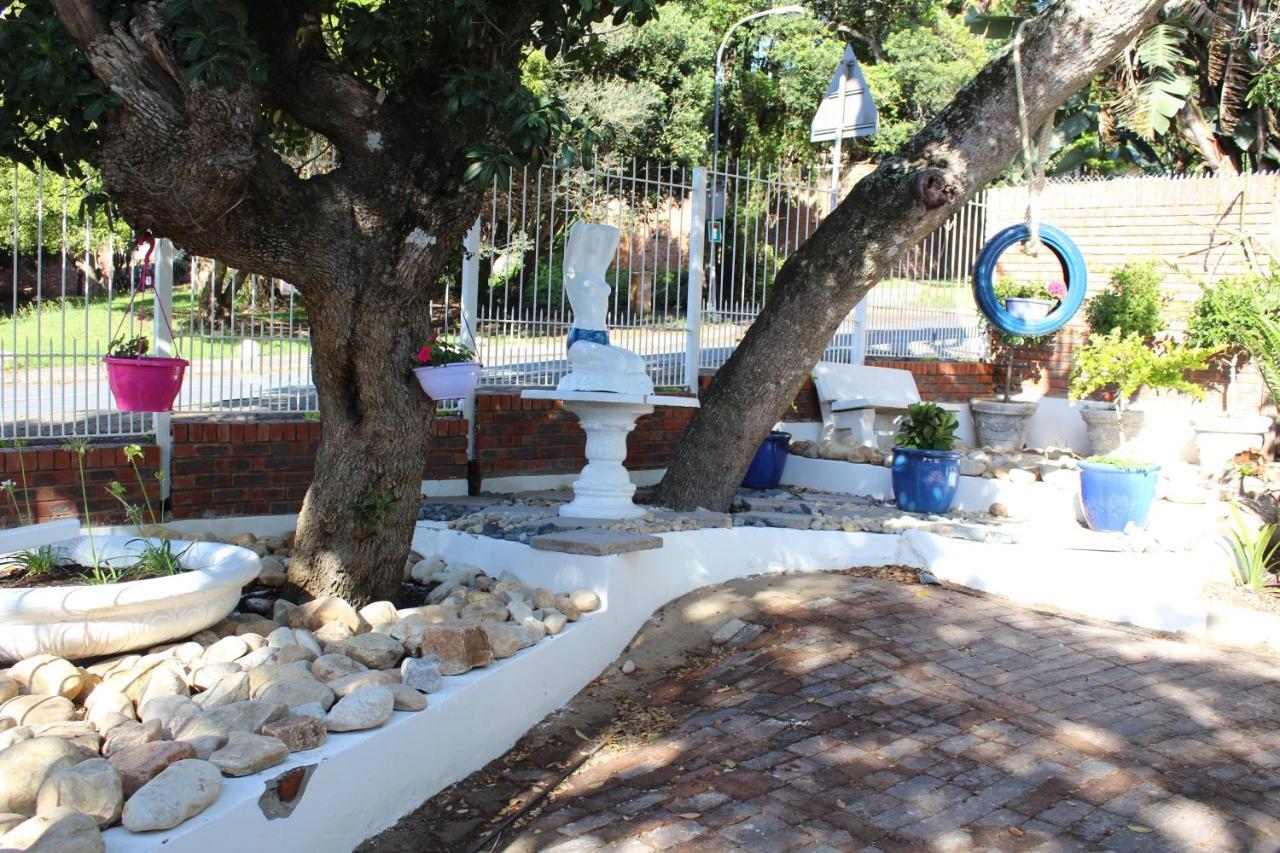 Blue'S Guest House - East London Bonza Bay מראה חיצוני תמונה