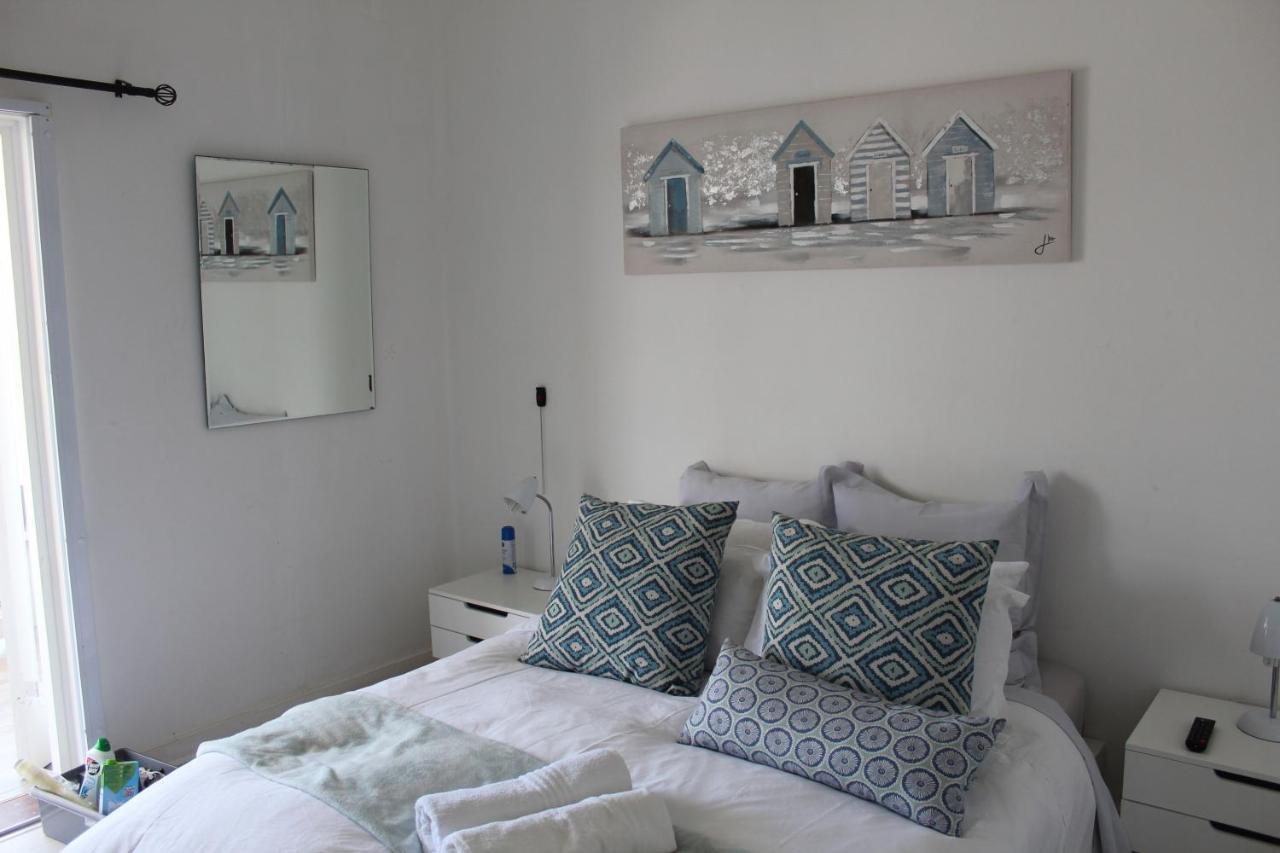 Blue'S Guest House - East London Bonza Bay מראה חיצוני תמונה